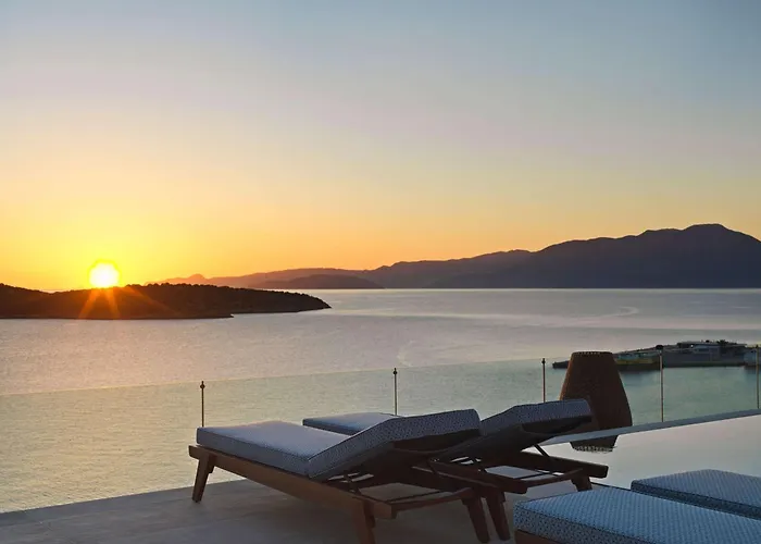 Niko Seaside Resort Mgallery (Adults Only)