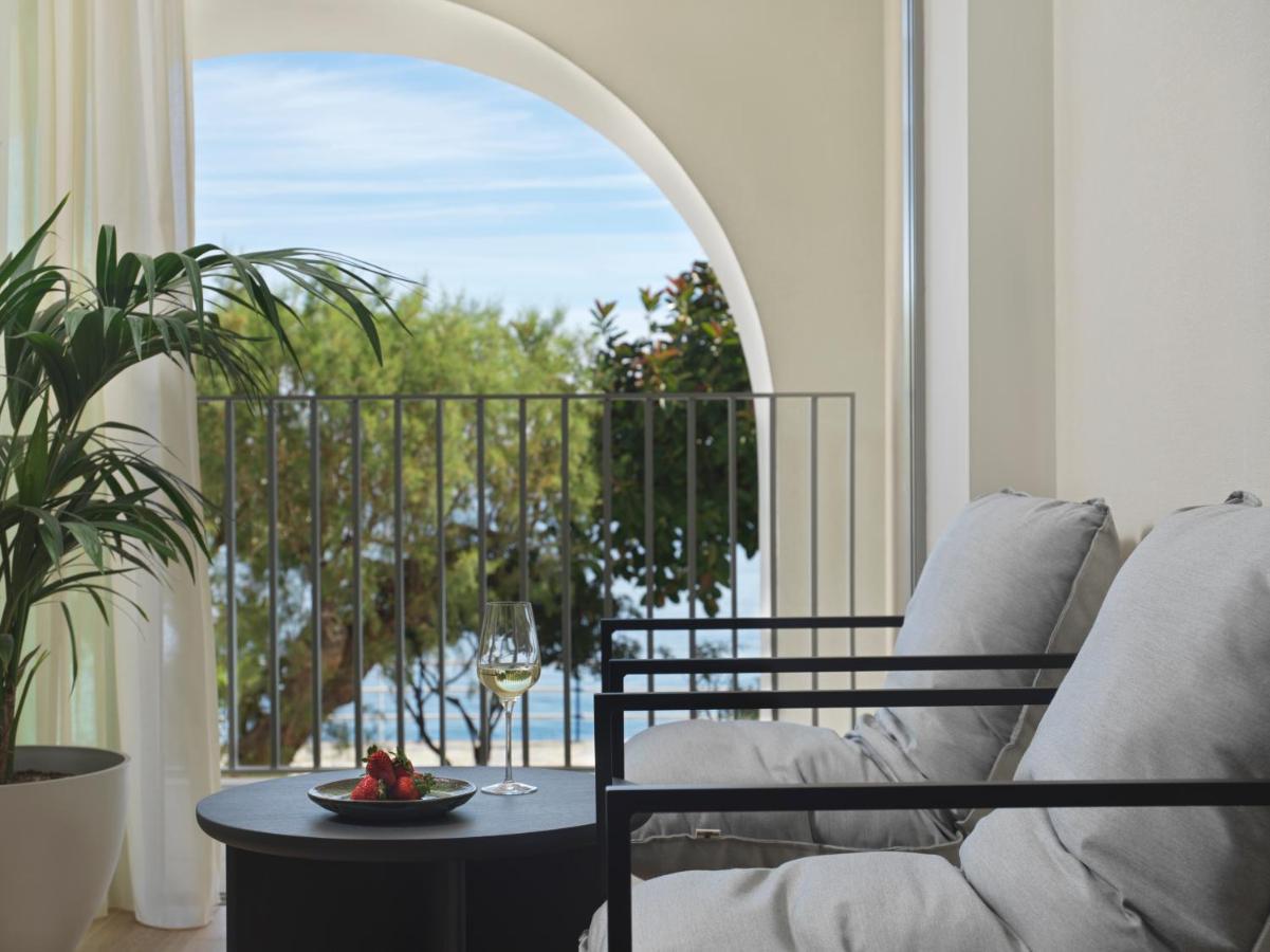 Niko Seaside Mgallery (adults Only) מלון 5*