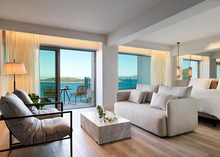 Niko Seaside Resort Mgallery (Adults Only)